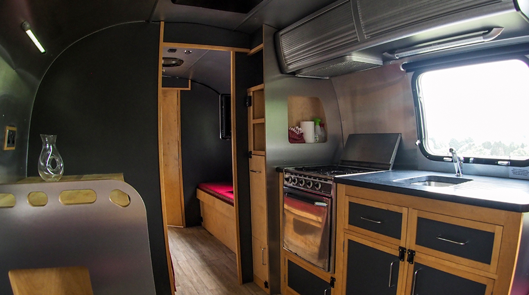 green yurts airstream e int