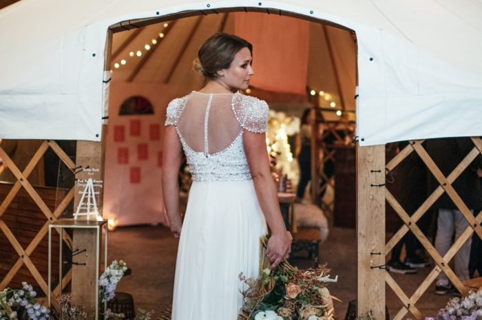 24ft yurt bridal.bazaar @lauramarthaphotography @fluoresse @thebrideboutique 19 (1)